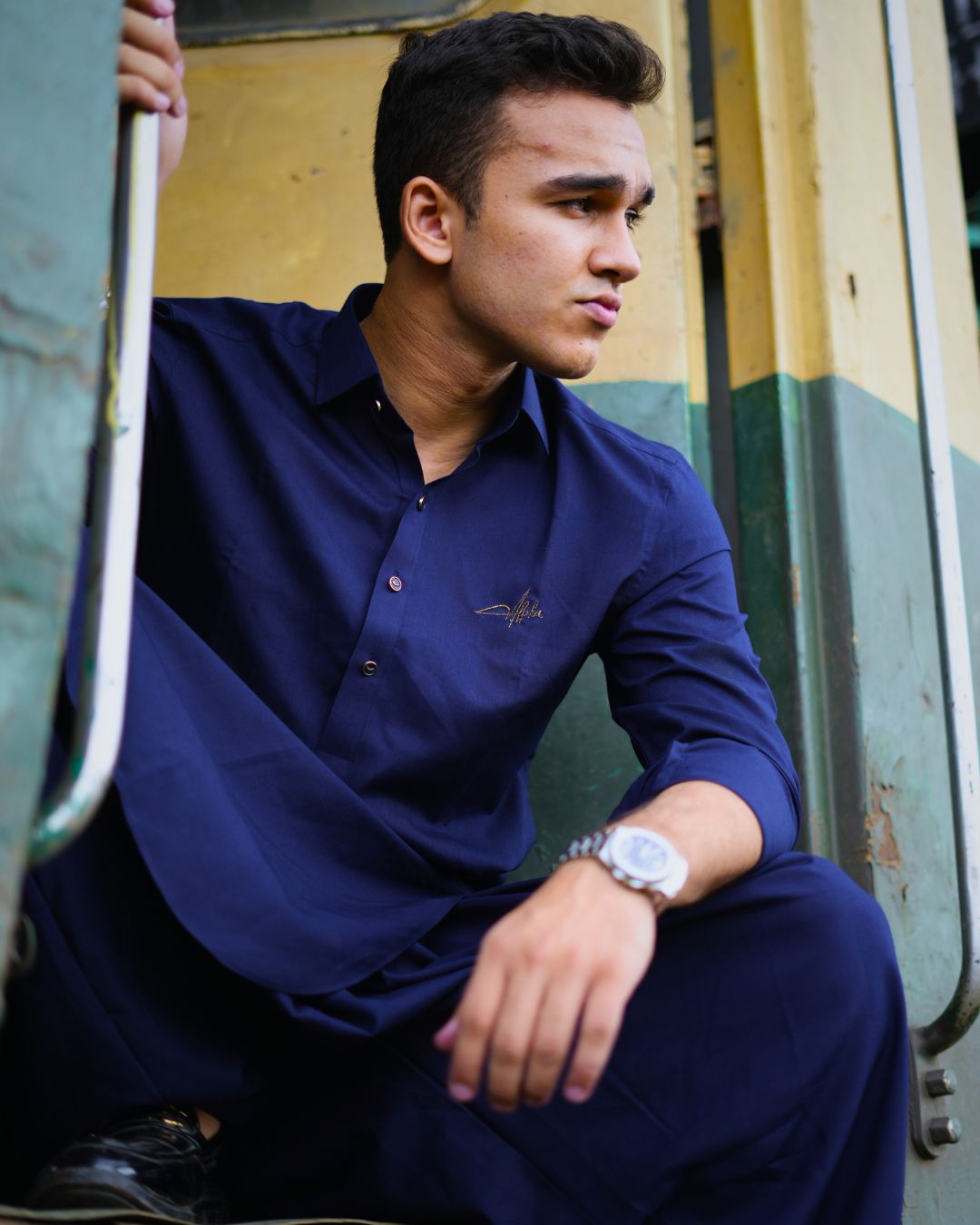 Deep Navy Blue Shalwar Kameez - Washing Wear Fabric Deep Navy Blue Shalwar Kameez - Washing Wear Fabric